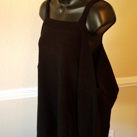 Top - Picture 3 of 5